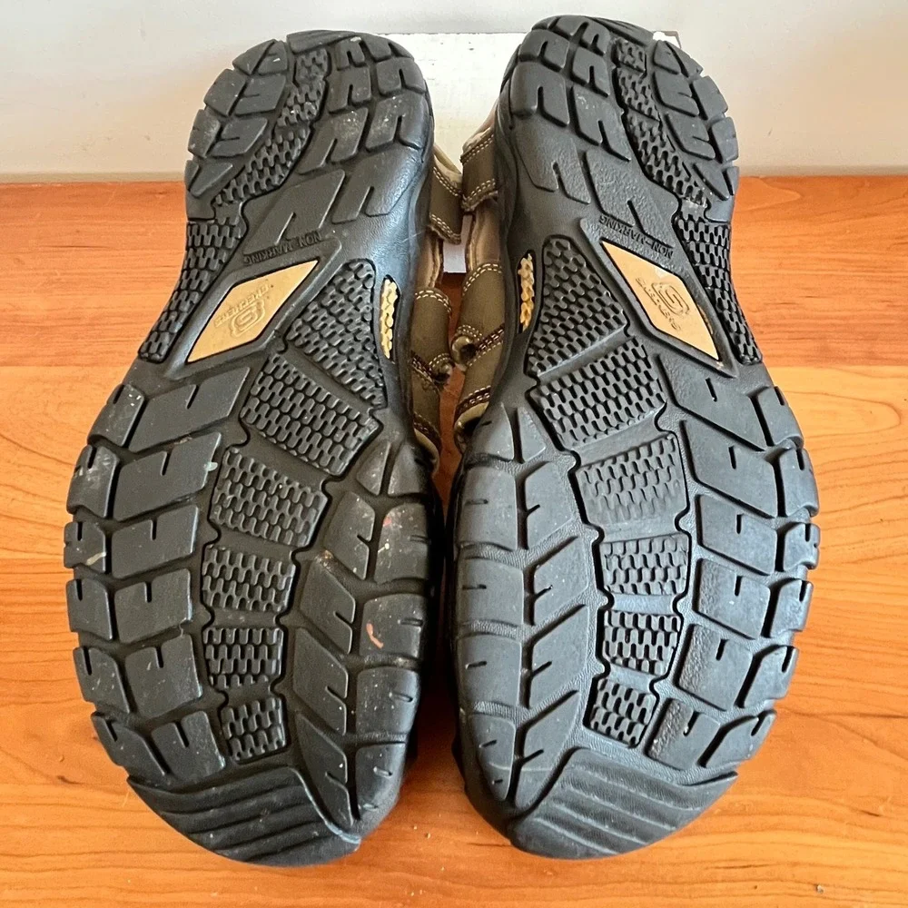 Skechers Mens Fisherman Sandals Brown‎ Bungee Closed Toe Sport Hiking Size 910